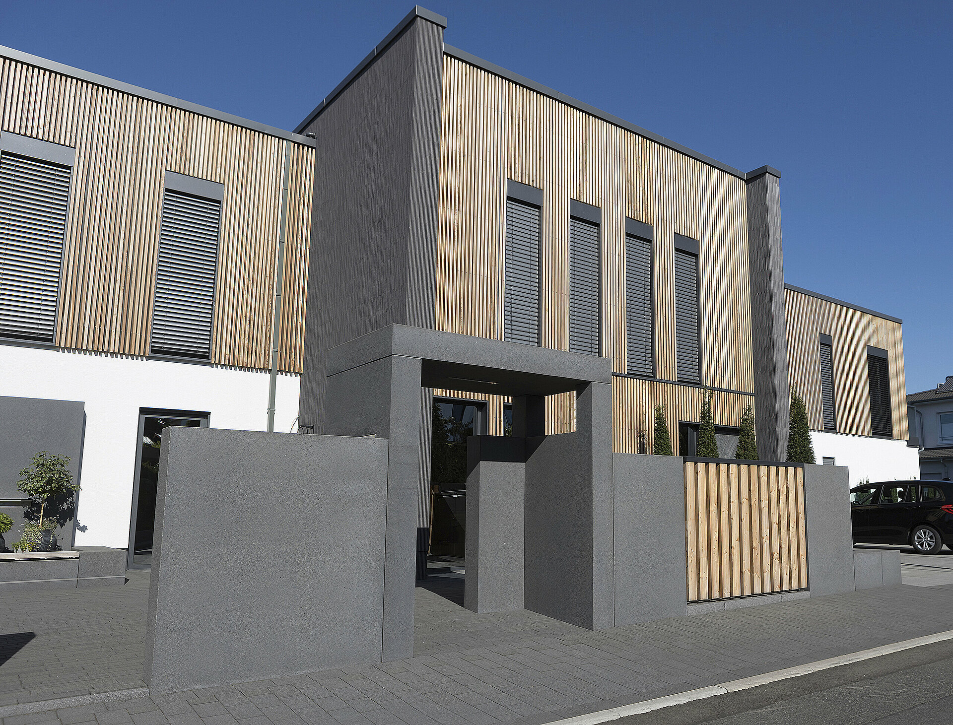 Eingangsbereich und Hof