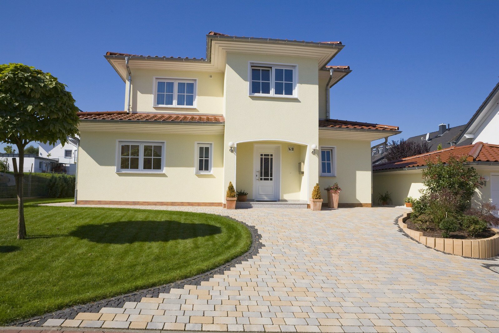 Hofeinfahrt mediterran Hofeinfahrt mediterran