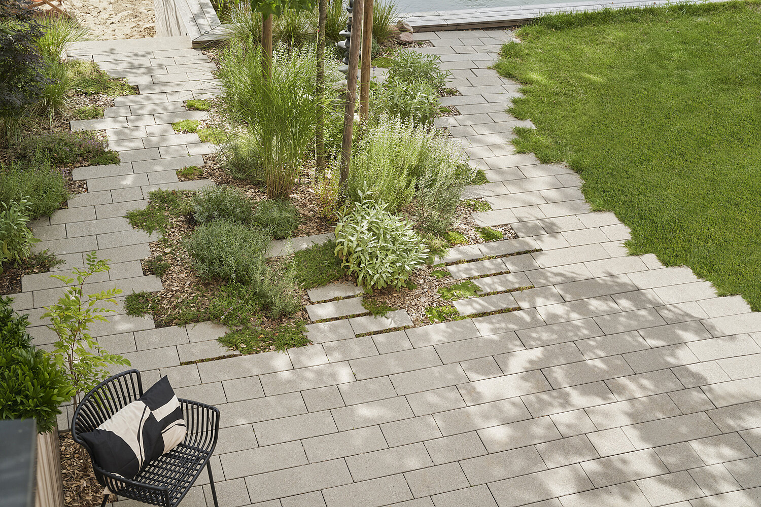 Moderne Terrasse in warmen Farben Moderne Terrasse in warmen Farben